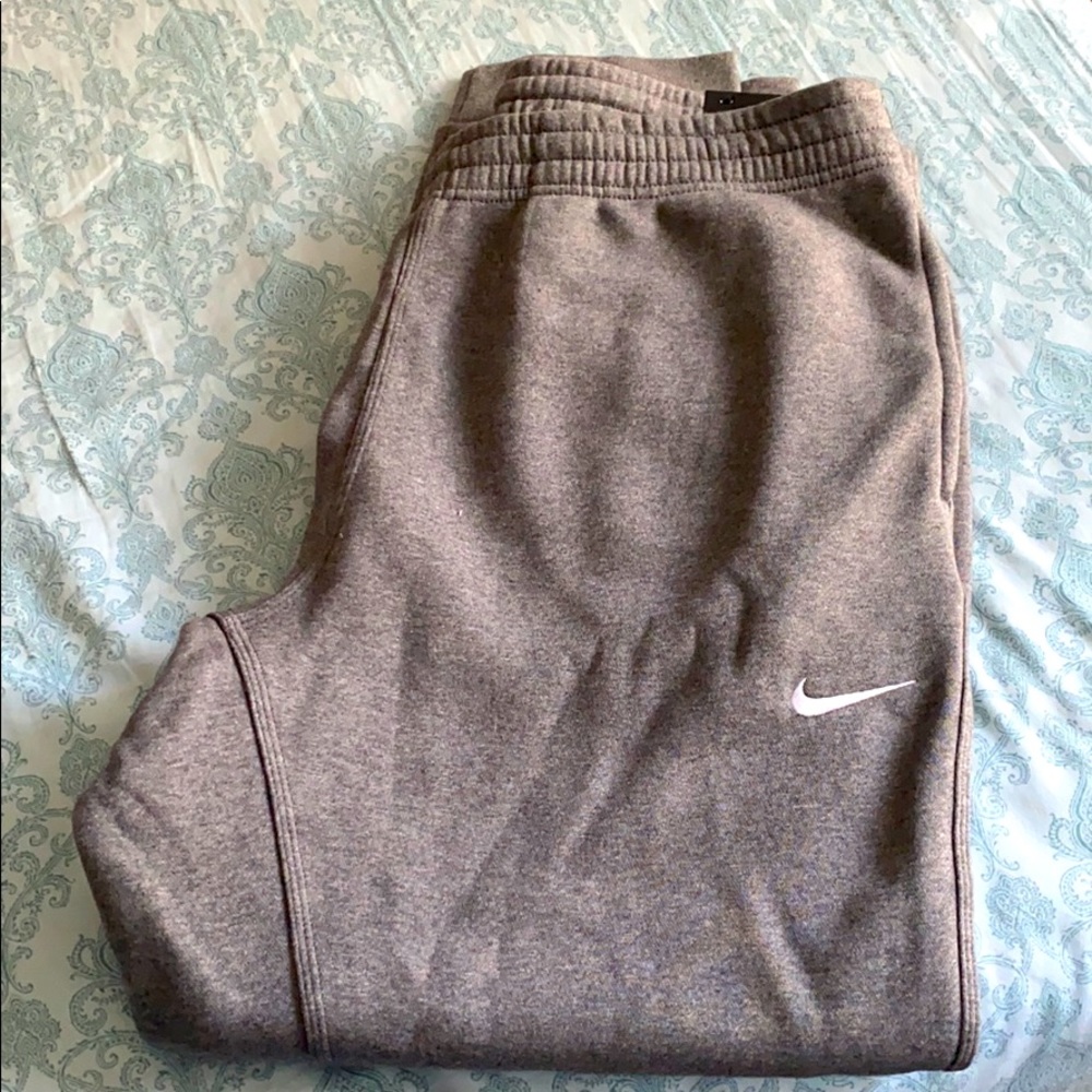 NWT Men’s NIKE Sweat Pants